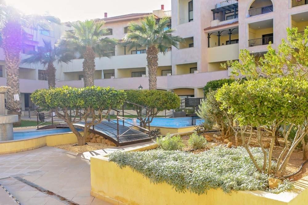 Queens Garden Walking Distance To The Beach Paphos Esterno foto
