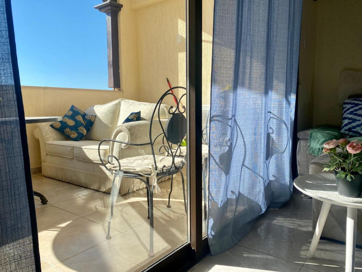 Queens Garden Walking Distance To The Beach Paphos Esterno foto